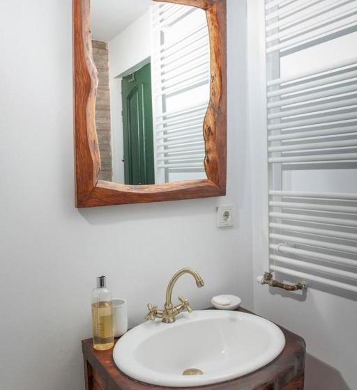 ベッドアンドブレックファースト Cununa Văilor