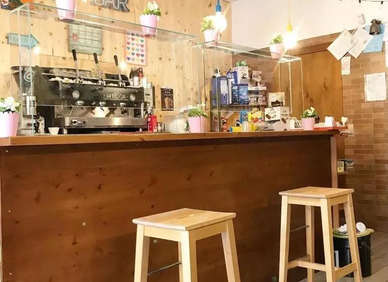 ベッドアンドブレックファースト The Roof Garden   Bed&breakfast