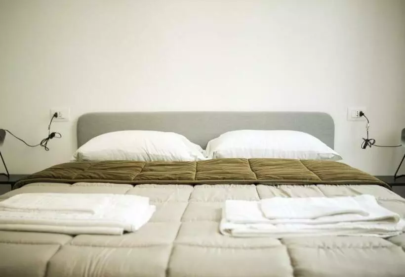 ベッドアンドブレックファースト The Roof Garden   Bed&breakfast