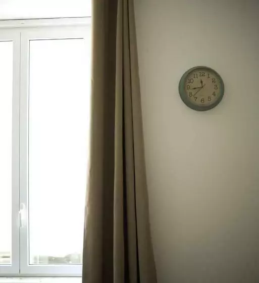 ベッドアンドブレックファースト The Roof Garden   Bed&breakfast