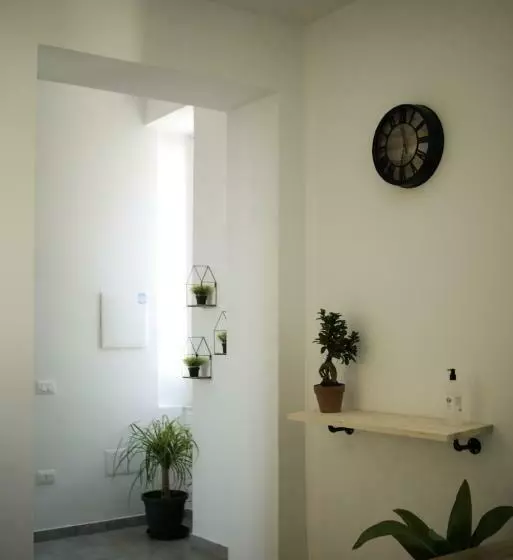 ベッドアンドブレックファースト The Roof Garden   Bed&breakfast