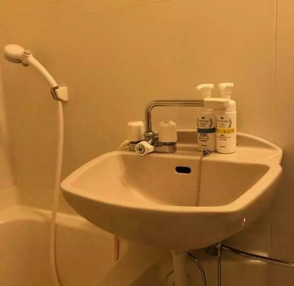 Hotelli Plaisir Tachikawa