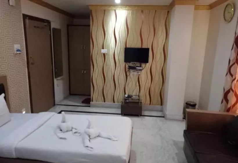 ホテル Barak Residency  A Premium