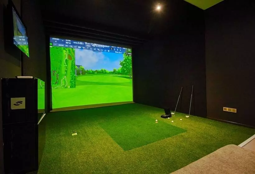 Cika Golden Hotel And Suites