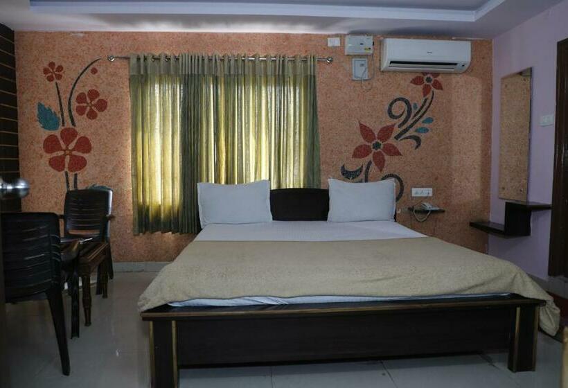 ホテル Maruthi Residency Inn L B Nagar