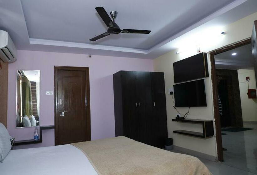 ホテル Maruthi Residency Inn L B Nagar