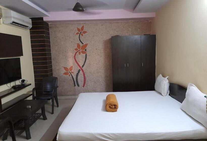 ホテル Maruthi Residency Inn L B Nagar