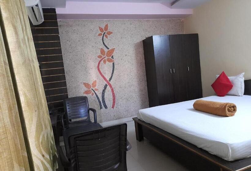 ホテル Maruthi Residency Inn L B Nagar