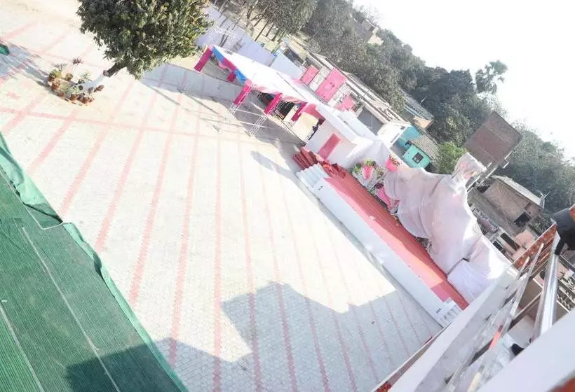ホテル Party Zone By Wb Inn, Hajipur,bihar