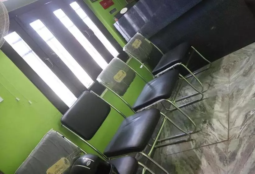 ホテル Party Zone By Wb Inn, Hajipur,bihar