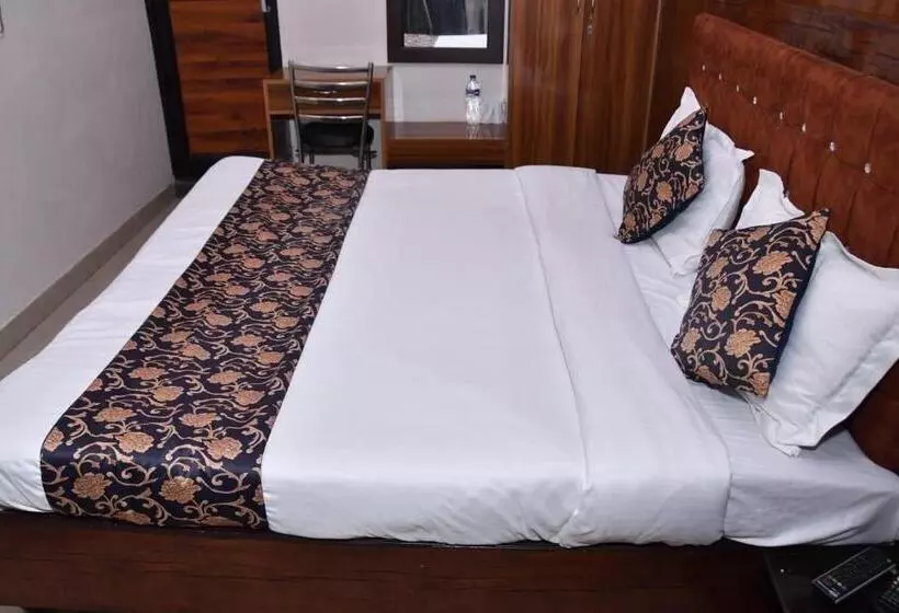 ホテル Rajat Residency Bijnor