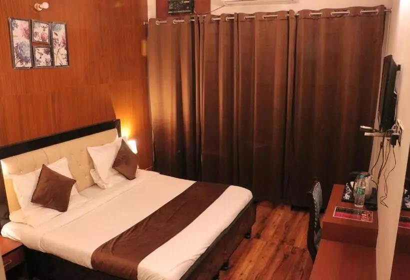 ホテル Rajat Residency Bijnor