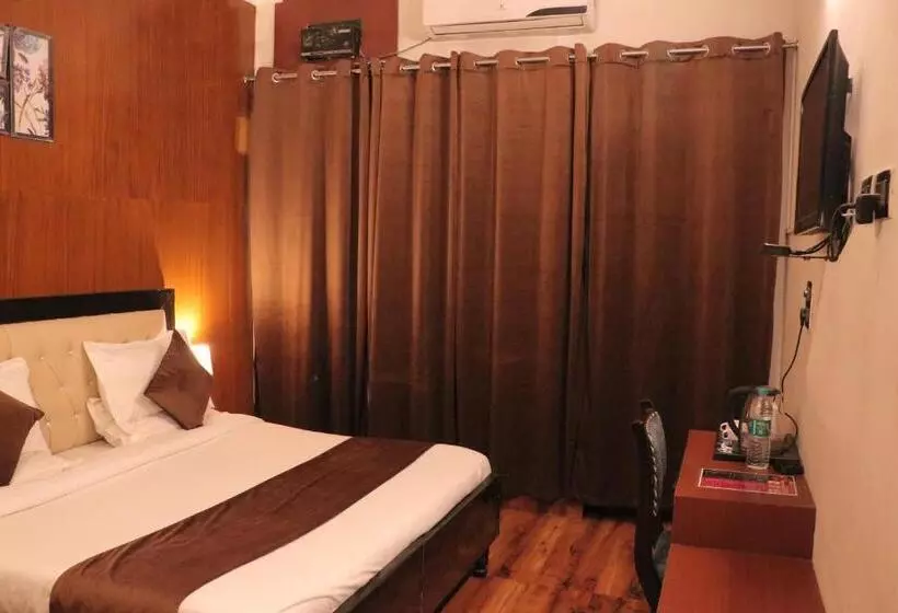 ホテル Rajat Residency Bijnor