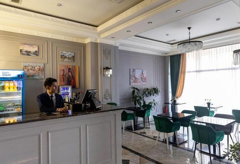 هتل Resident Bishkek