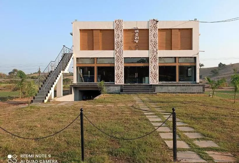 Jai Natraj Resort