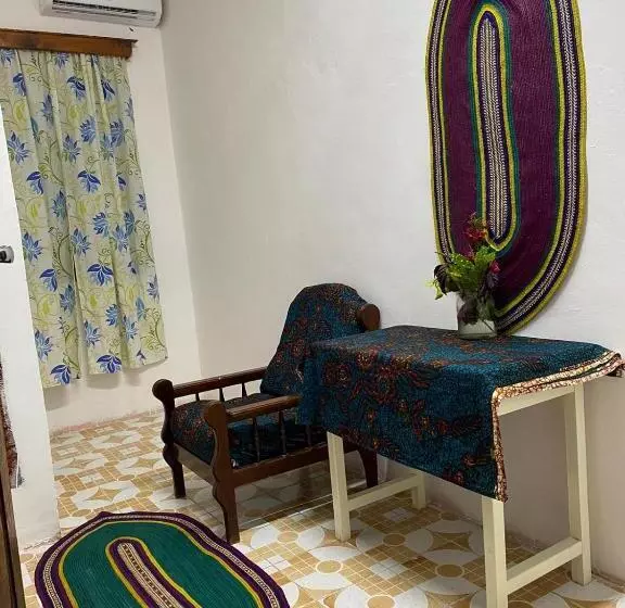 Sanaa Hostel