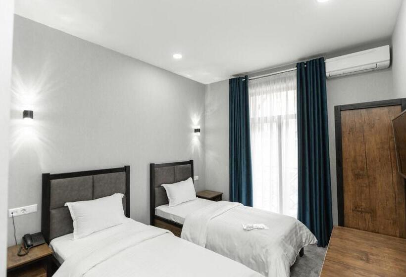 تختخواب و صبحانه Merci