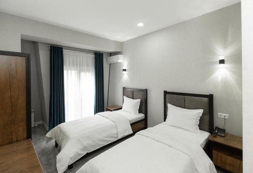 تختخواب و صبحانه Merci