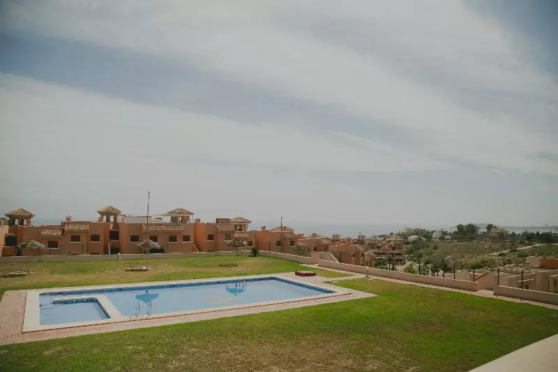 هتل Be Free Isla Plana