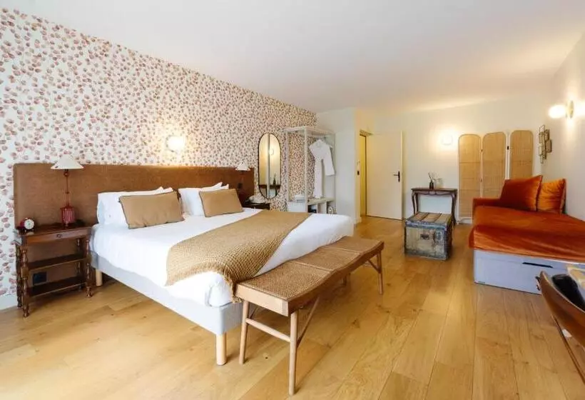 ホテル Hôtel Le Mouton Bleu