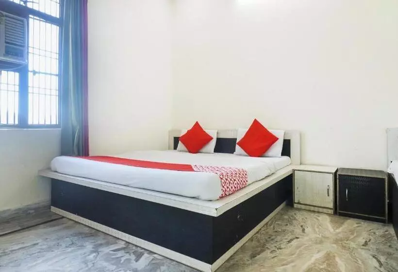 Hotelli Oyo 72863 New Satkar