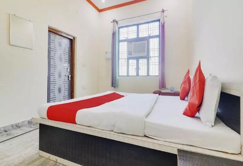 Hotelli Oyo 72863 New Satkar