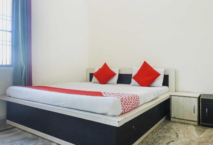 酒店 Oyo 72863 New Satkar