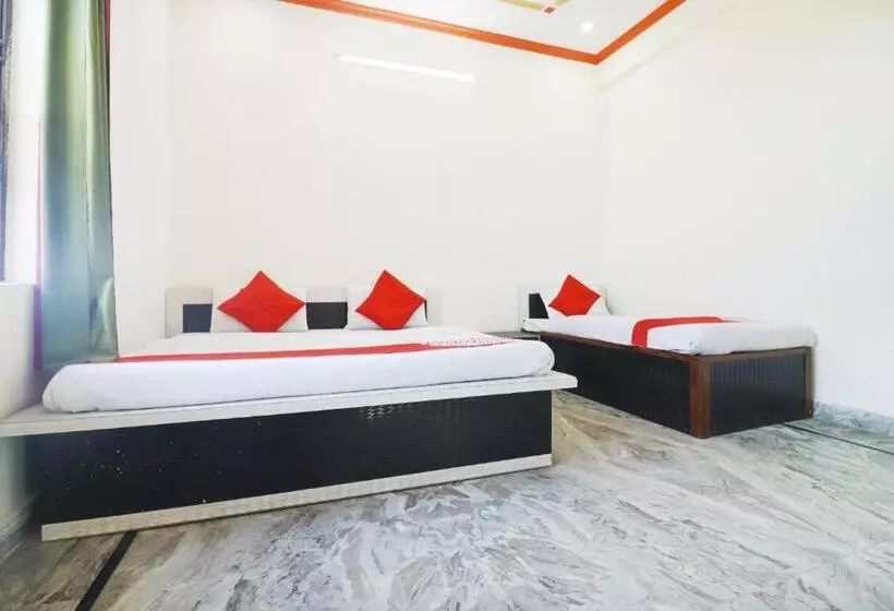 Hotelli Oyo 72863 New Satkar