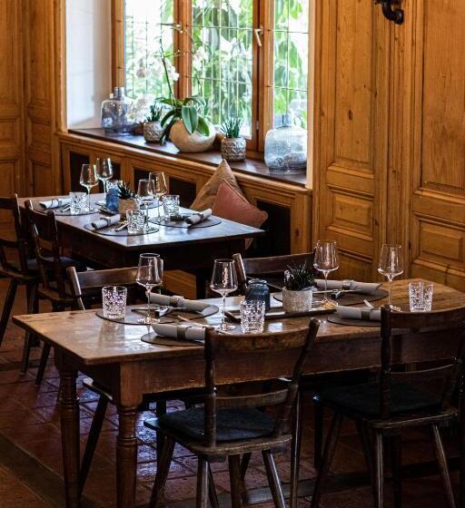 Отель Schmiedhubers