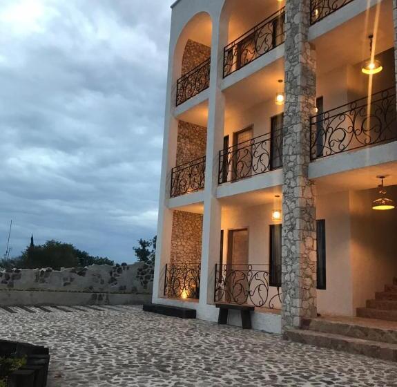 هتل Suites Campestres Montebello