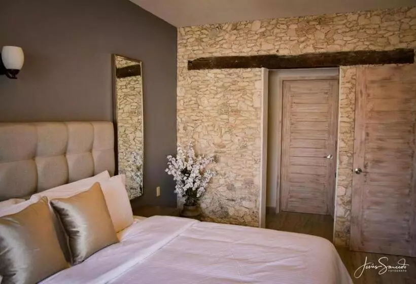 ホテル Suites Campestres Montebello