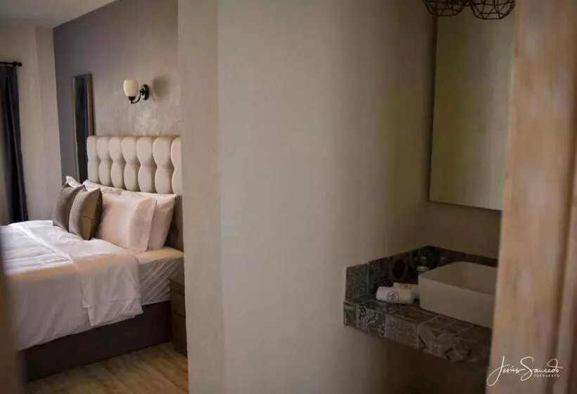 ホテル Suites Campestres Montebello