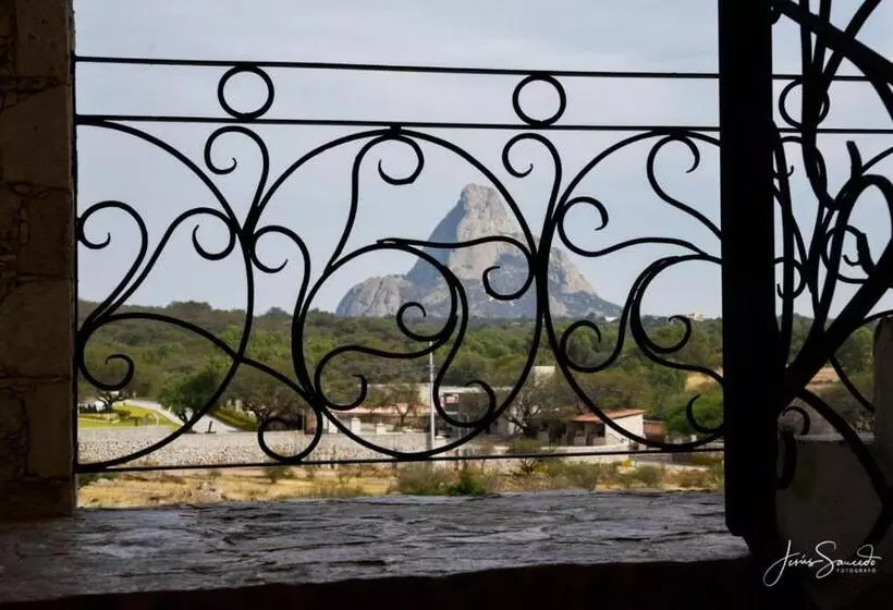 ホテル Suites Campestres Montebello