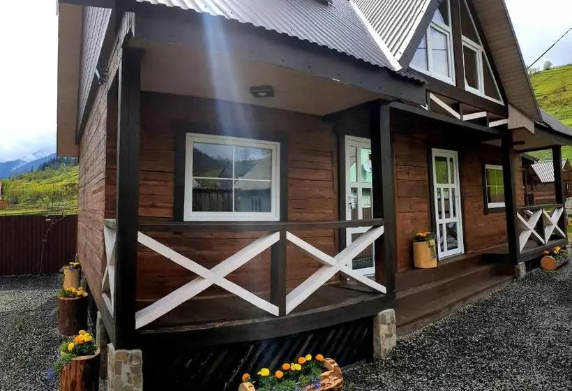 Majatalo файна хата