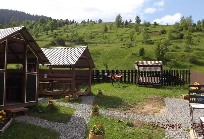 Majatalo файна хата