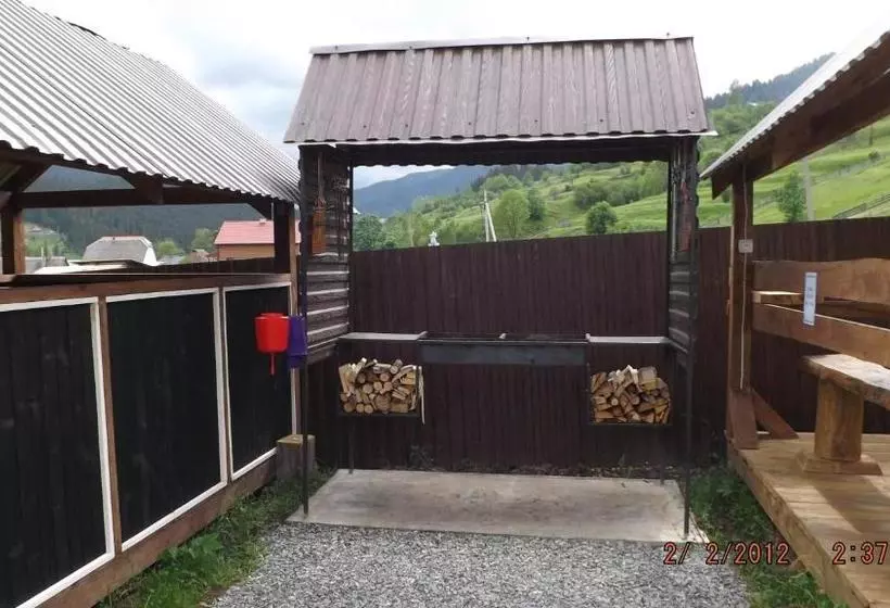 Majatalo файна хата