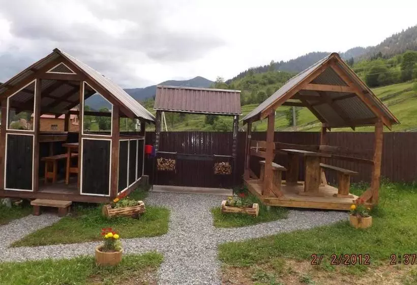 Majatalo файна хата