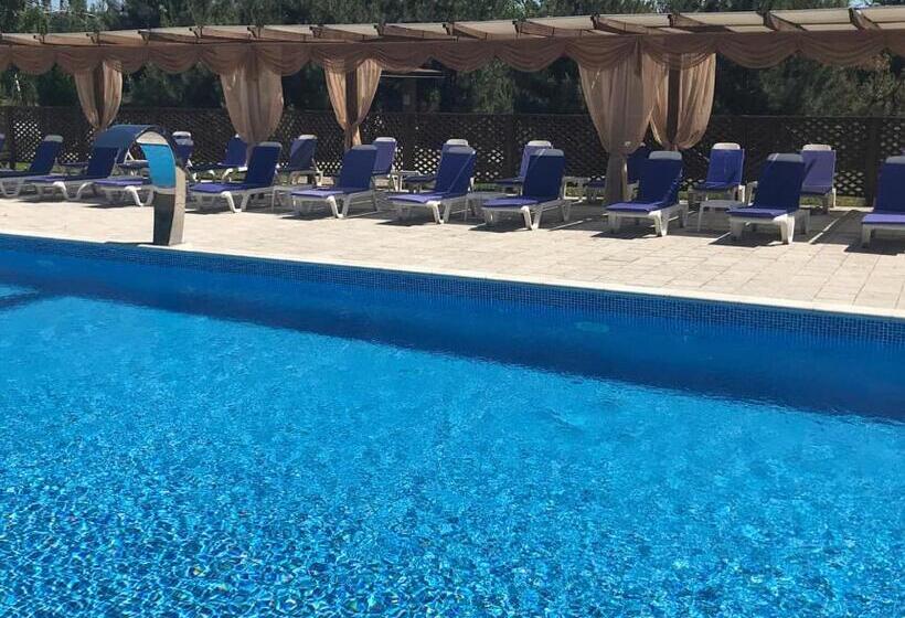 Relax Hotel   Restaurant Complex