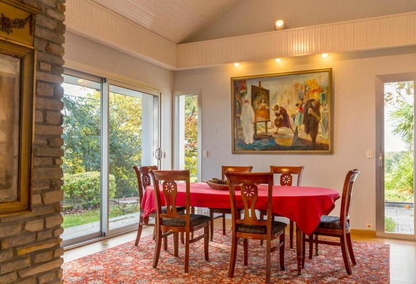 مبيت وإفطار La Maison De L Orbière