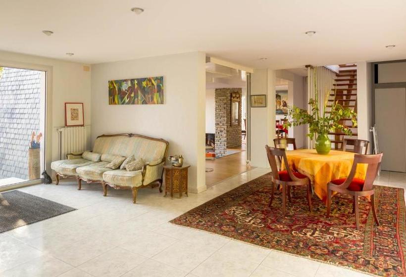 مبيت وإفطار La Maison De L Orbière