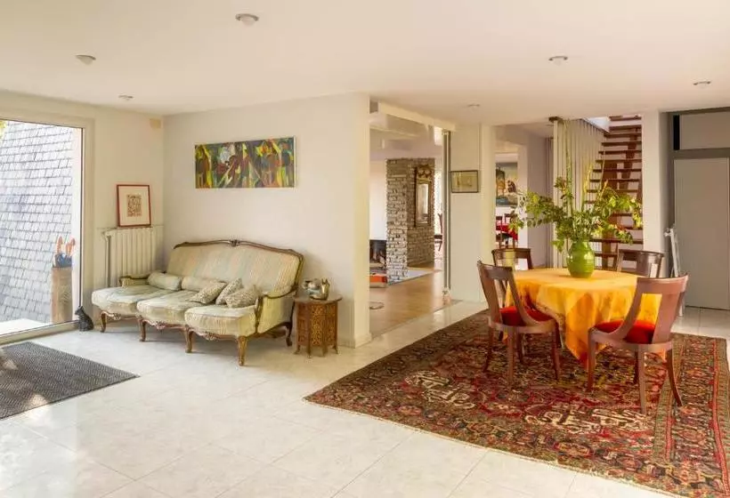 Aamiaismajoitus (B&B) La Maison De L Orbière