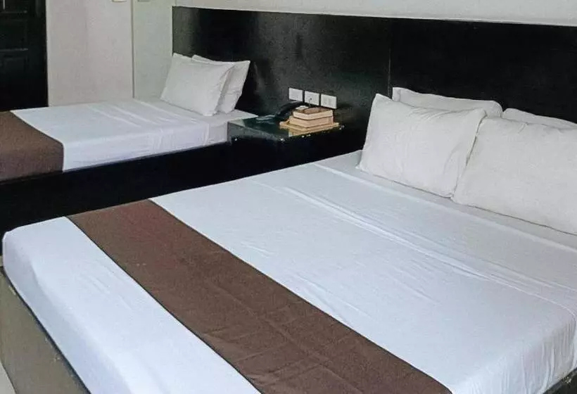 ホテル Check Inn Bacolod By Reddoorz