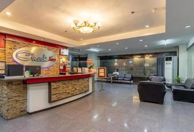 ホテル Check Inn Bacolod By Reddoorz