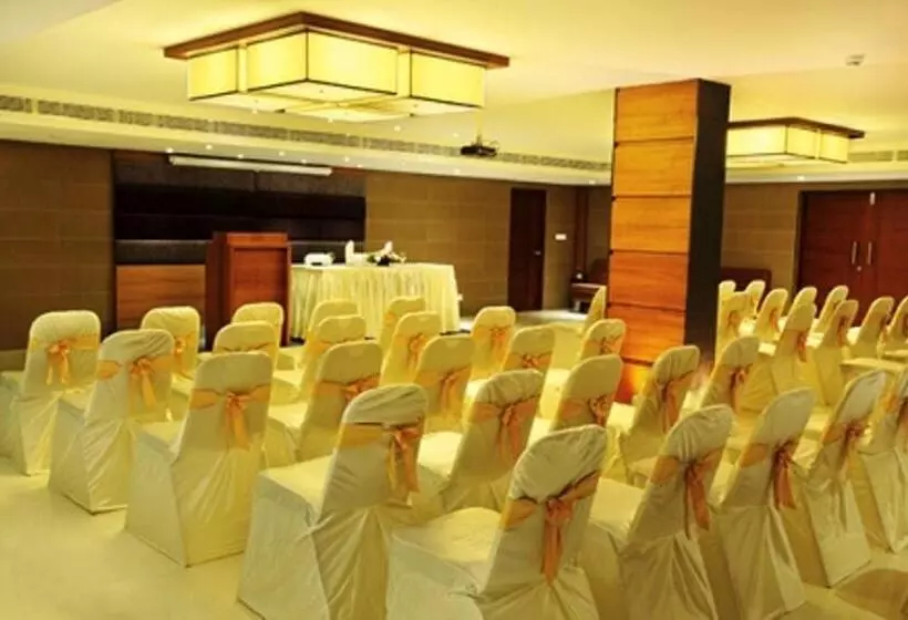 Hotelli Jk Park Residency Perambra