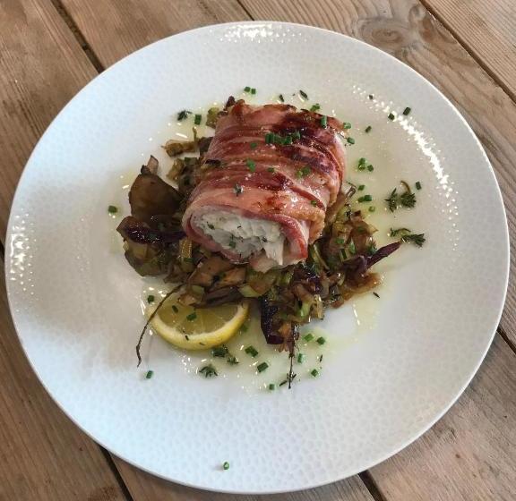 Отель La Caroline