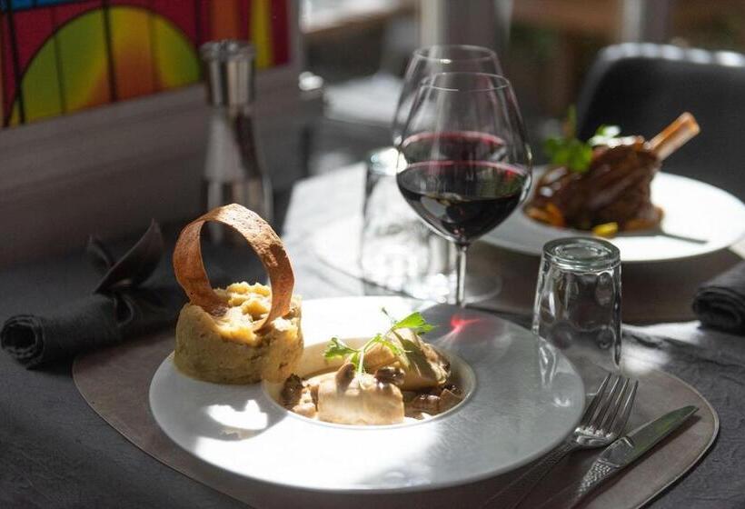 בית מלון כפרי Logis Hostellerie & Restaurant Du Marché