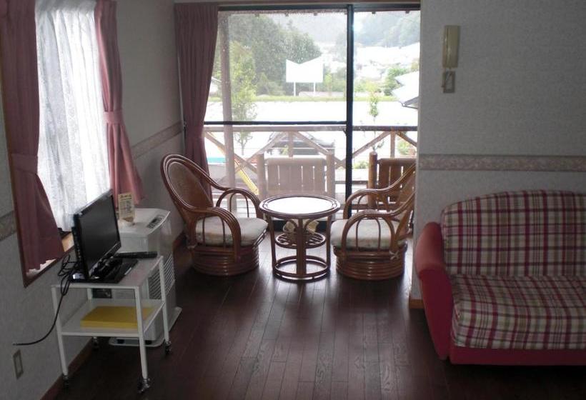 ペンション Farmer S Guesthouse Polepole