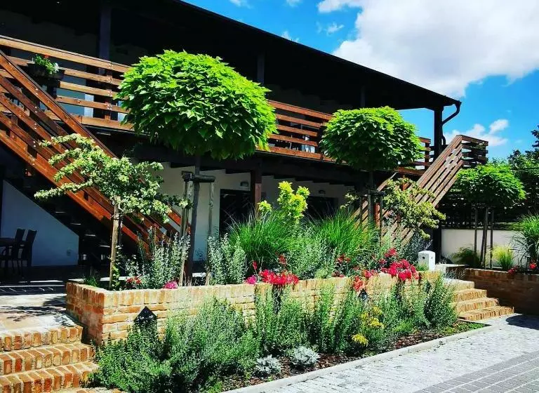 Majatalo Apartmány Pod Pálavou