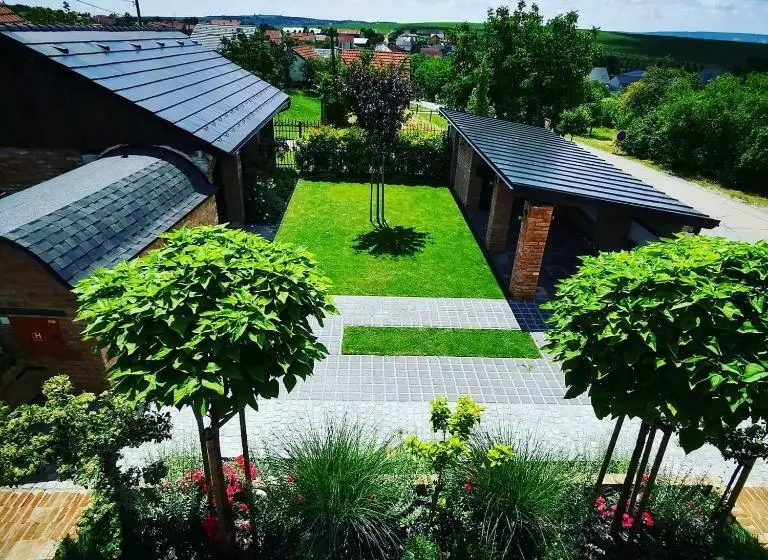 Majatalo Apartmány Pod Pálavou