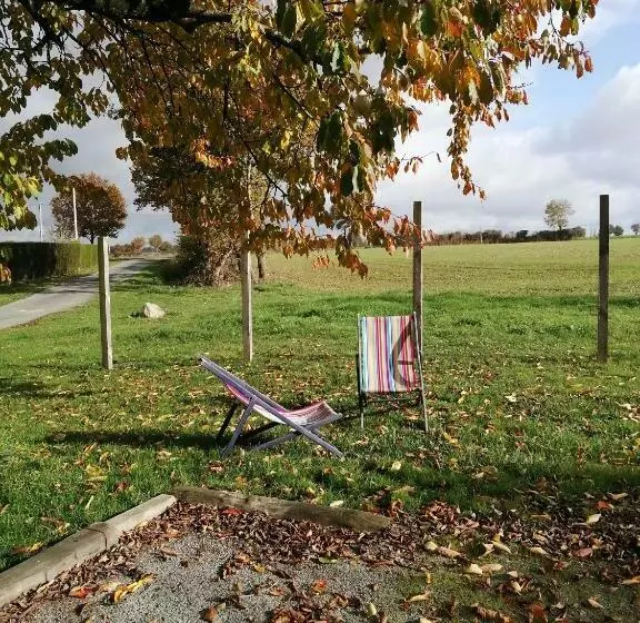 ベッドアンドブレックファースト Vendrennes Chez Florymarysol